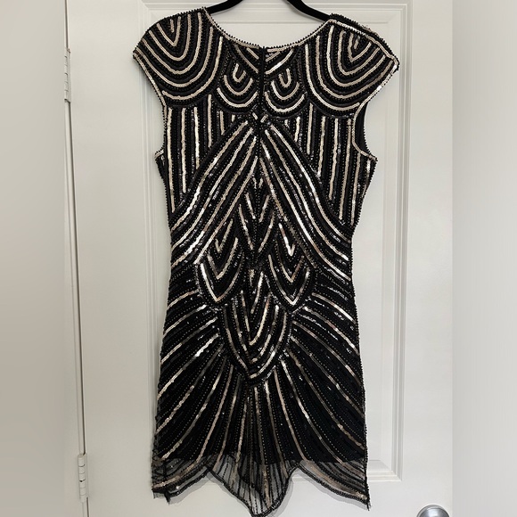 Women's 1920s Vintage Gatsby Sequin Embellished Flapper Mini Dress - Picture 4 of 4
